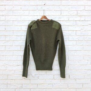 Vintage DSCP Valor Collection Wool Sweater Green